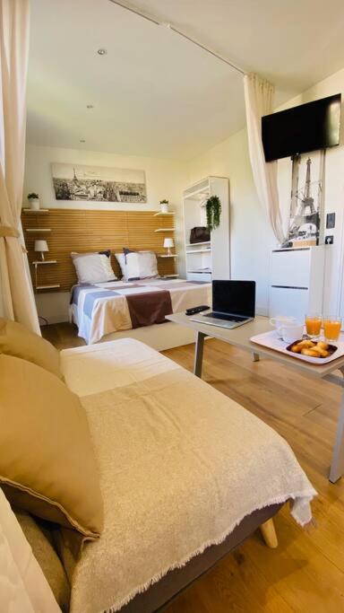 Studio A 10 Min Metro 1 & Rer A Disney - Vincennes Luaran gambar